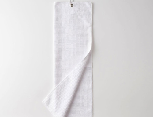 Serviette de golf trifold noire taylormade gaufrée en microfibre blanche à séchage rapide serviettes de golf drôles avec œillet